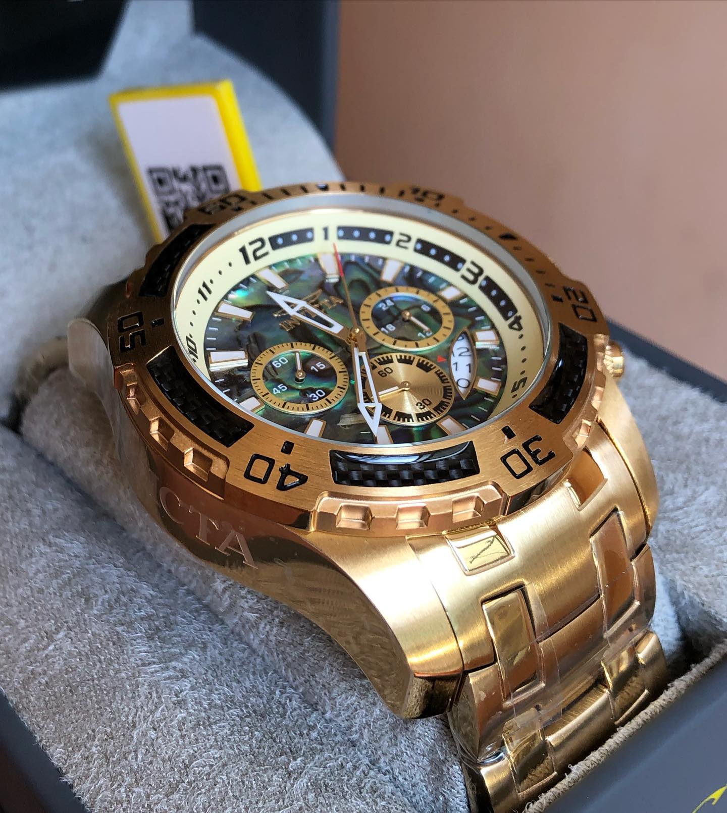 Reloj Invicta Pro Diver para hombre - 51 mm, Dorado. Multicolor (25094 )