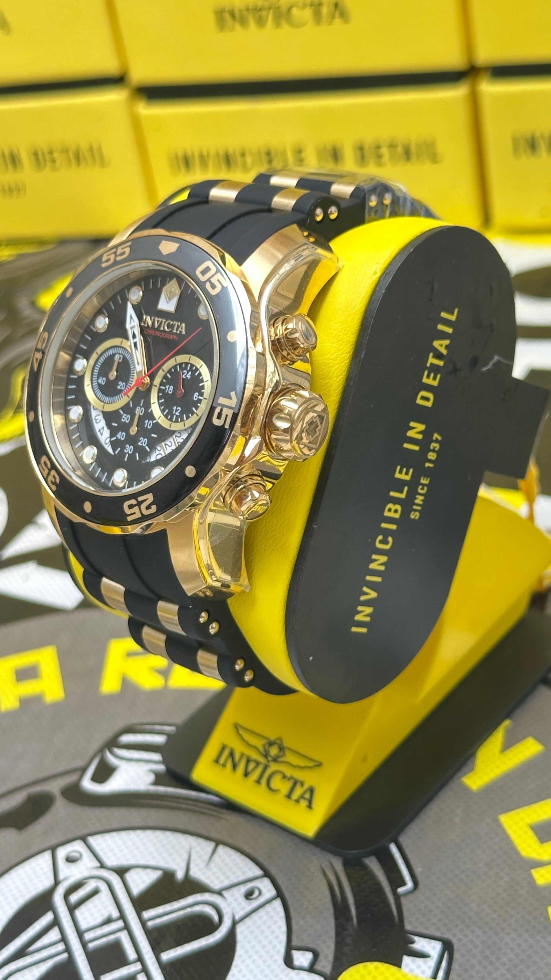 Reloj Invicta Pro Diver Men's - 48mm, Gold, Black (37228)