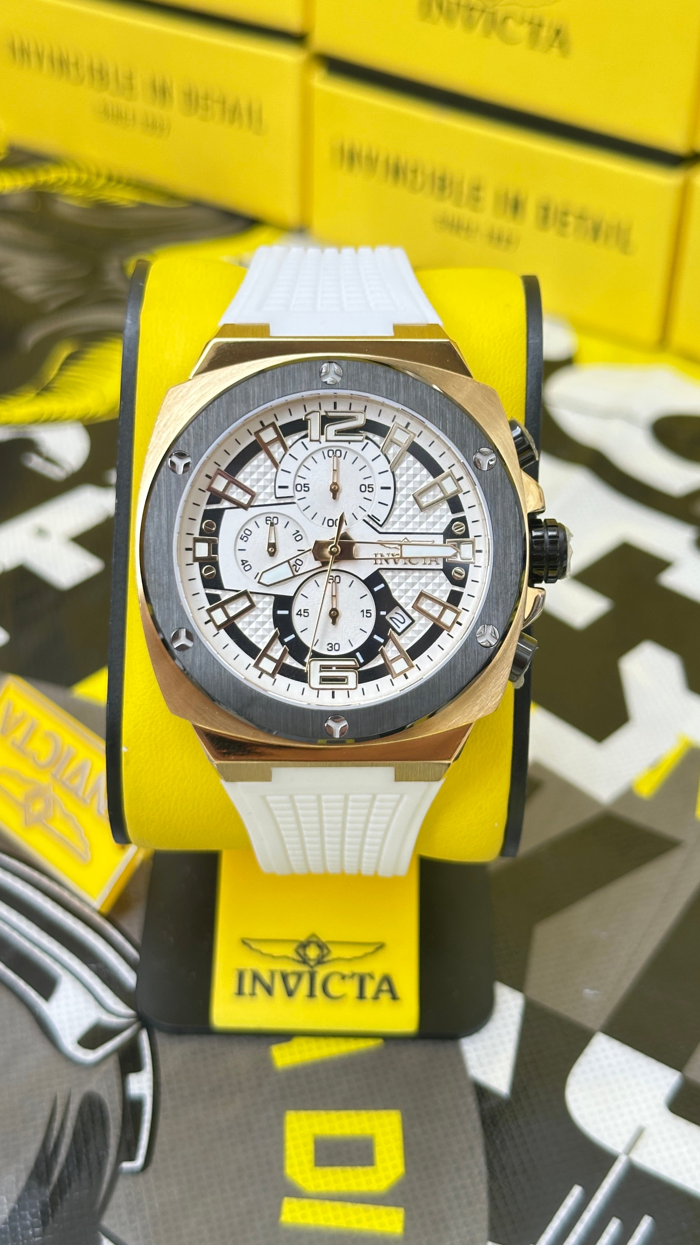 Reloj Invicta Racing Turbo- 47mm. White (48167)