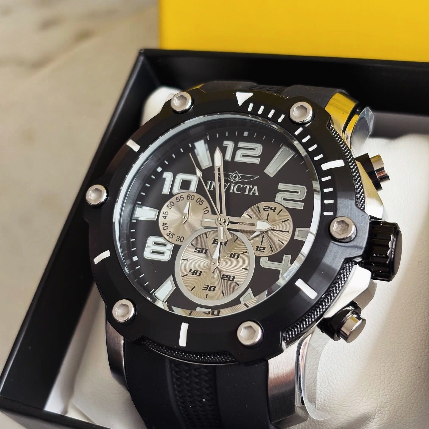 Reloj Invicta Pro Diver para hombre - 51.1 mm, Negro. Plateado (45739)