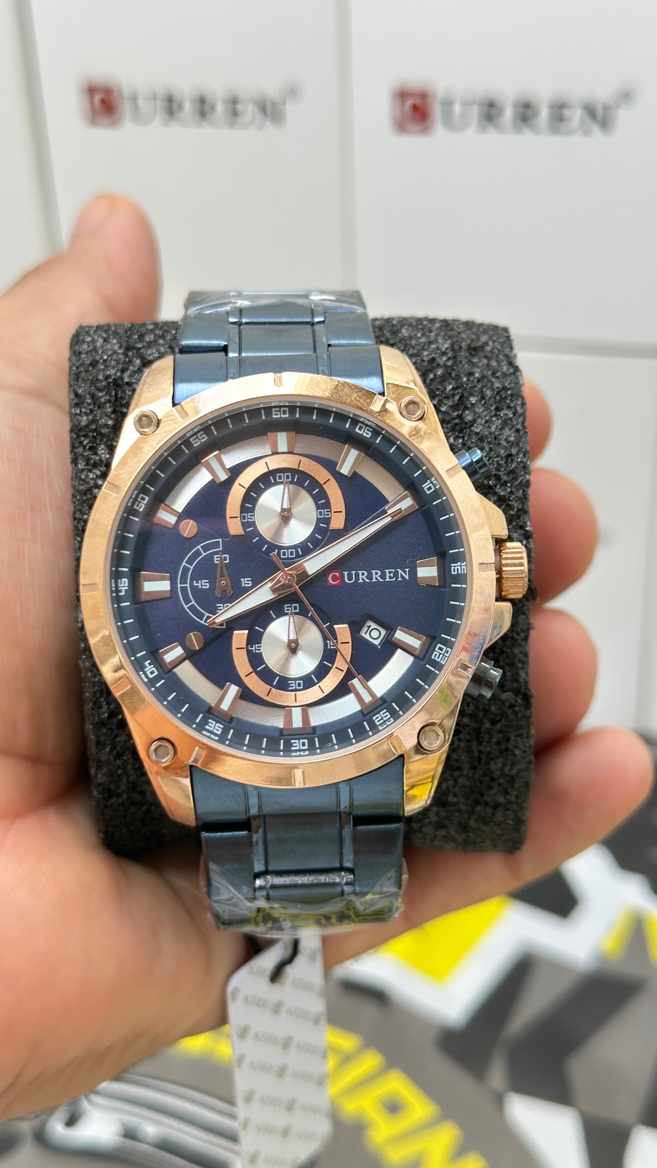 Curren 8360 Dorado para hombre, Acero Inoxidable-Resistente al agua