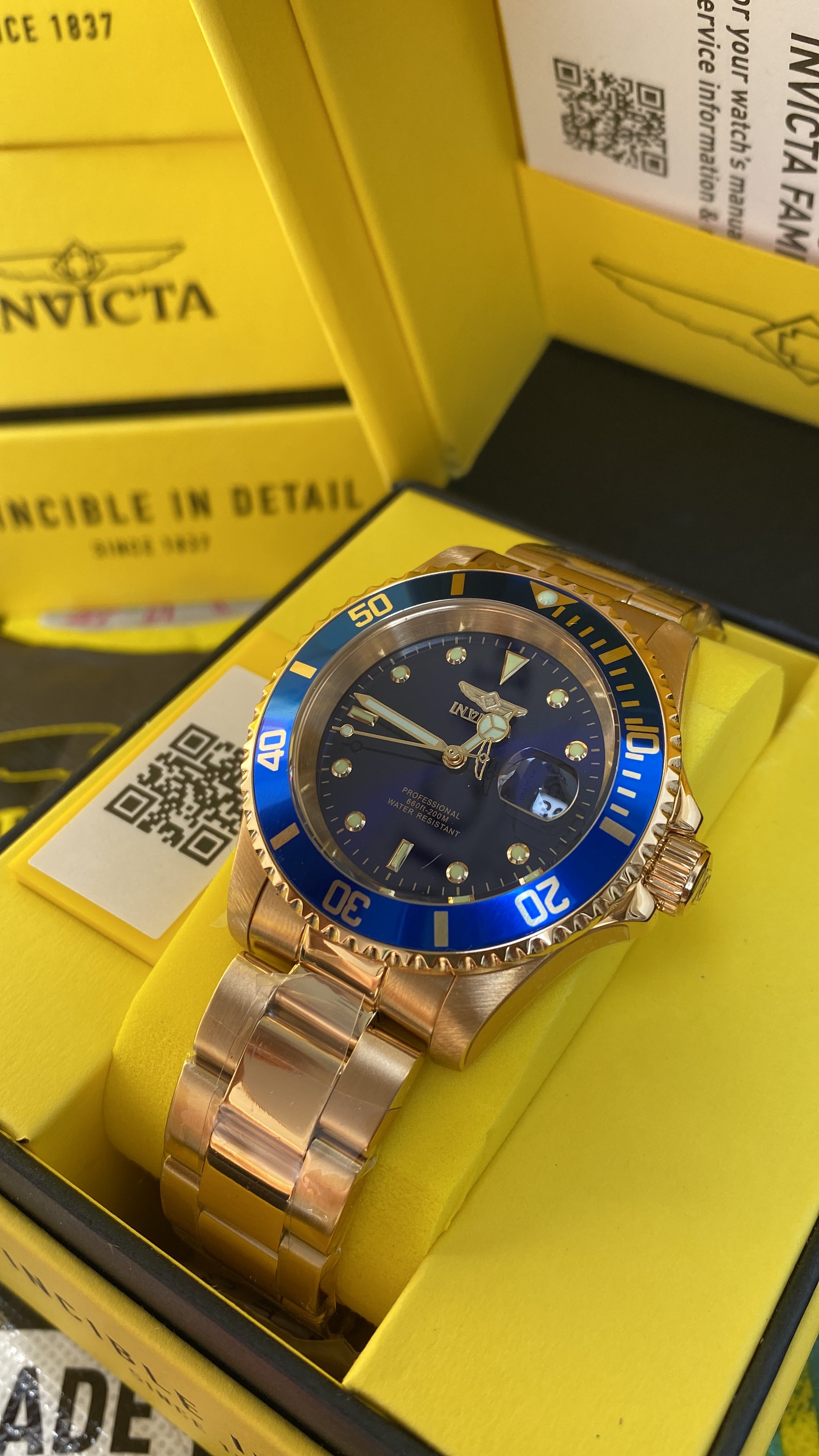 Reloj Invicta Pro Diver para hombre - 40 mm, Dorado. Azul (26974)