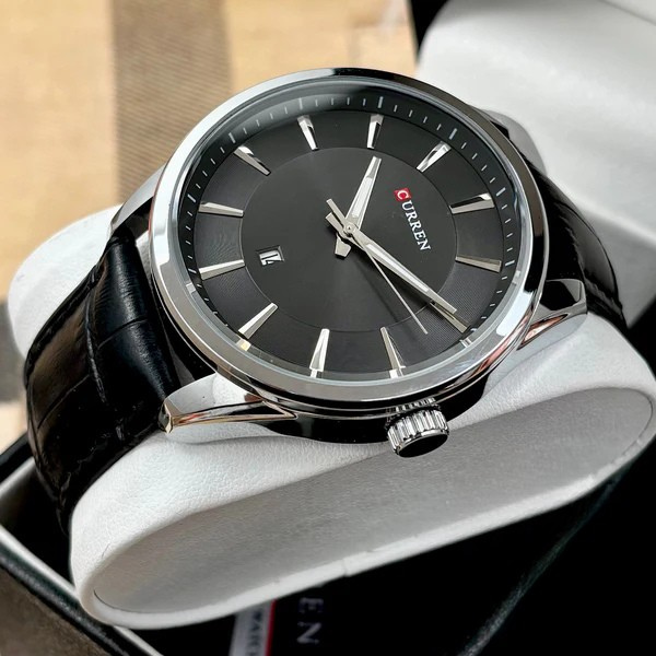 Reloj Clásico Curren 8365 Negro-Plateado para hombre ,cuero Sintético