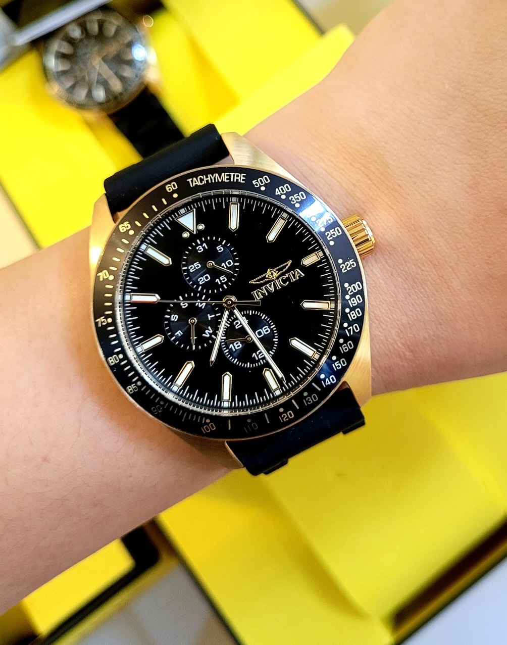 Reloj Invicta Aviator Nomad Men's - 45mm, Black (38404)
