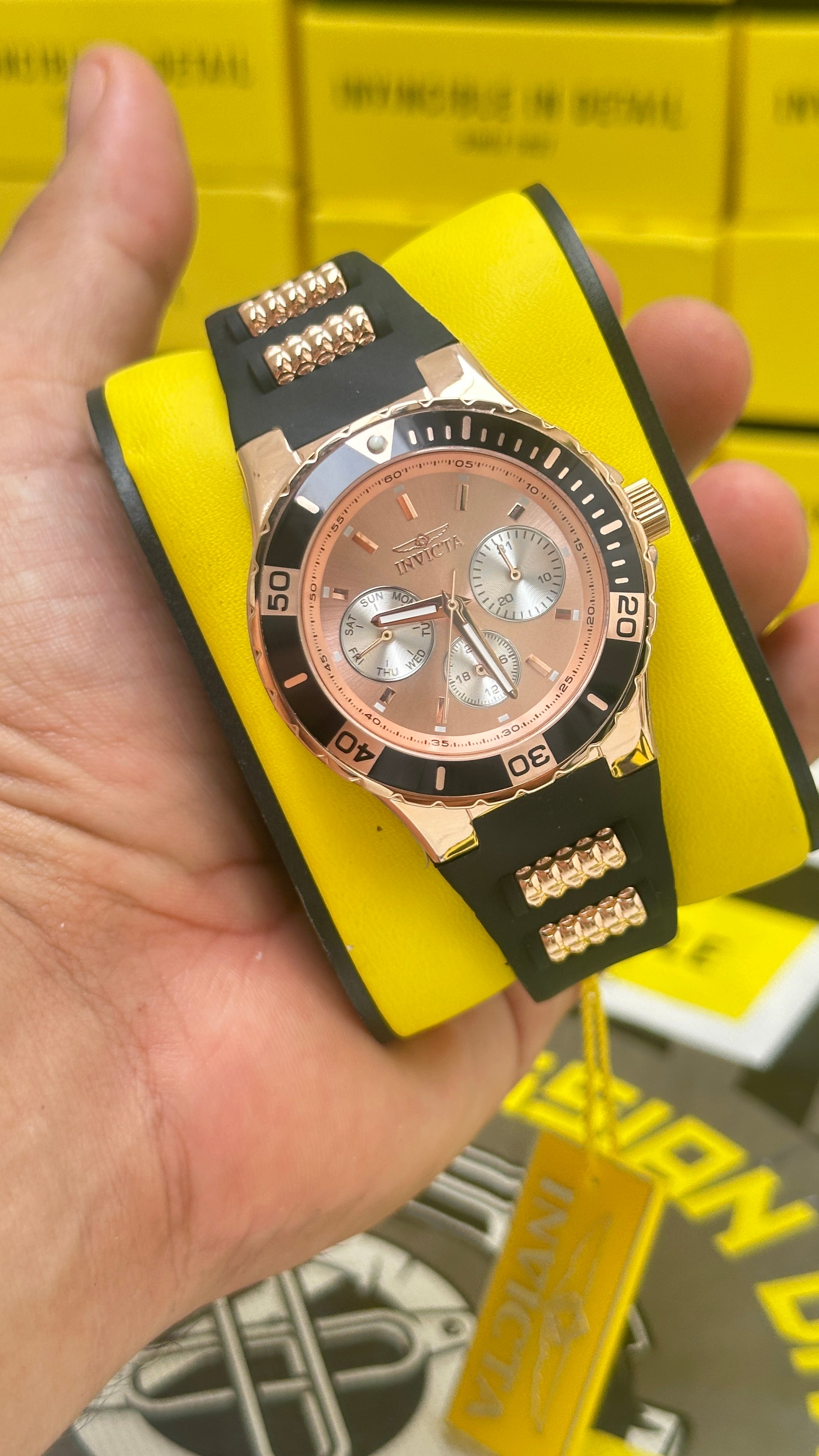 Reloj Invicta Aviator - 38mm, Oro Rosa, Negro (37318)