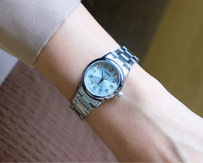 Reloj Casio LTP-V002D- 2B Plata-Azul