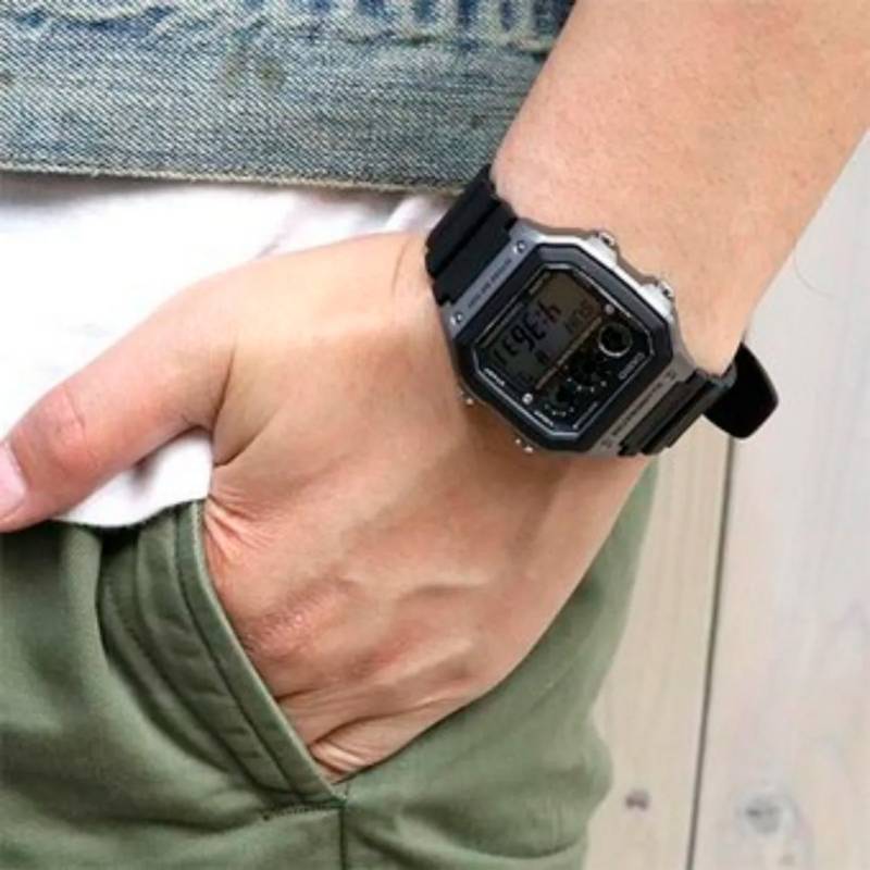 Reloj Casio AE_1300WH_8AV Hombre