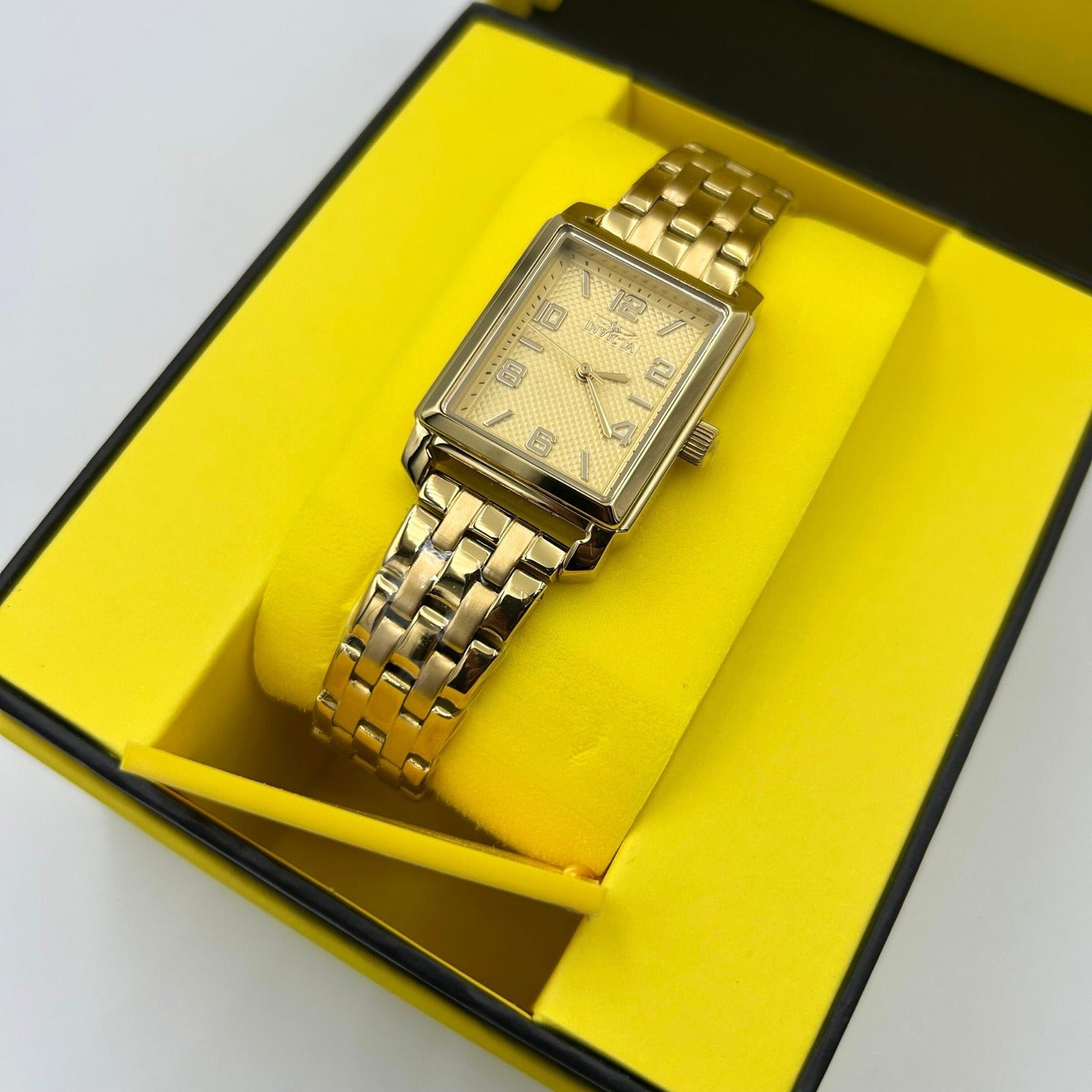 Reloj Invicta Vintage para Mujer - 25.5 mm, Dorado (46665)