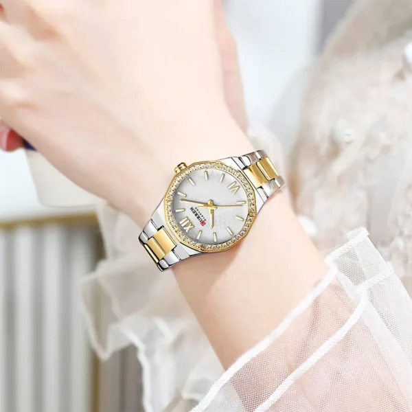 Reloj Curren 9103-Bicolor-Blanco para Mujer – Acero Inoxidable y Resistente al Agua